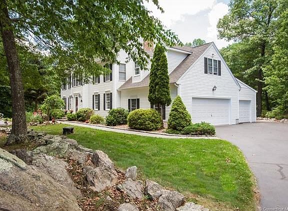 Flat driveway, slate walkway