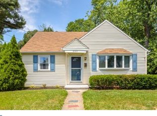 229 Albertson Ave, Barrington, NJ 08007