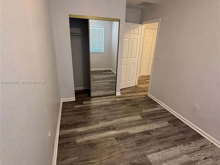 14084 NE 2nd Ave #14084 — Photo 18