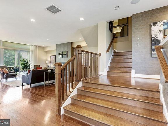 4th image of 23290 Evening Primrose Sq