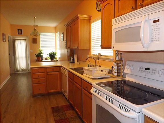 5th image of 4144 Candy Apple Ct