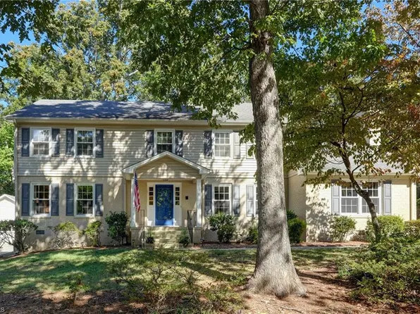 3606 Redfield Dr, Greensboro, NC 27410