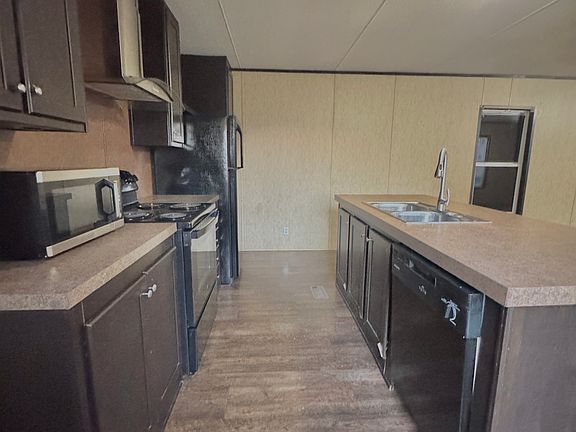 3rd image of 200 S Front Ave