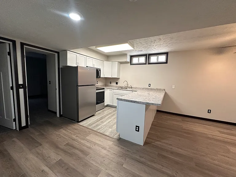 702 W 26th St #B — Photo 9