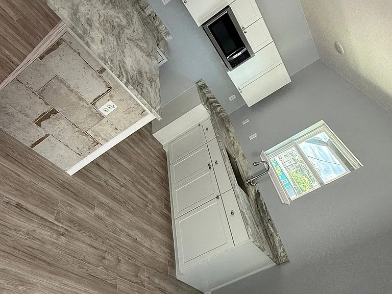 208 Roberts St #B — Photo 3