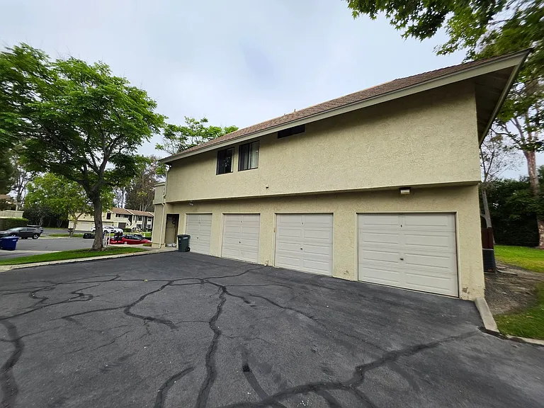 26257 Hillsford Pl — Photo 14