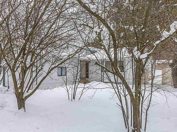 2nd image of 2604 E 37th Ave