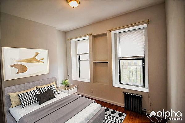1st image of 1431 York Ave APT 33