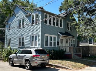 110 Trowbridge St NE UNIT A, Grand Rapids, MI 49503
