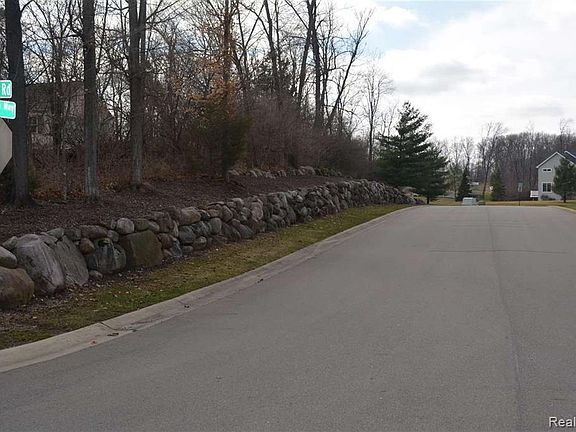 2nd image of 3000 Rockingham Way Rd