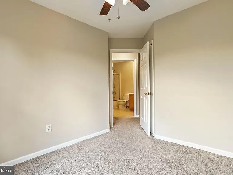 8818 Papillon Dr — Photo 34