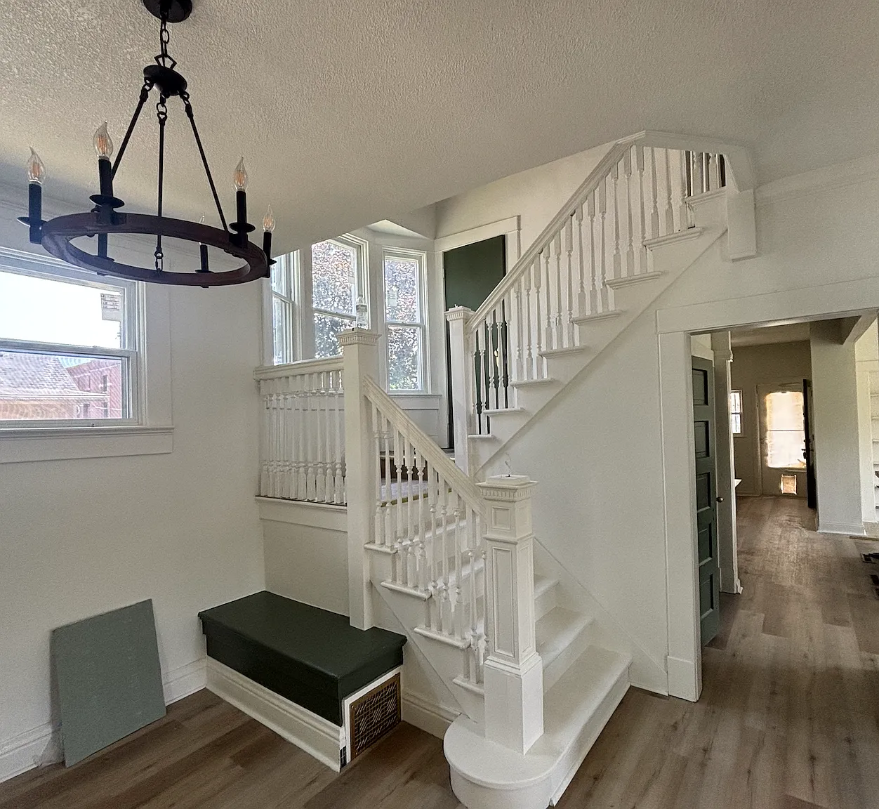 1033 4th Ave — Photo 2