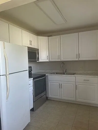 2 bed, 1.5 bath, 798 sqft, $1,500 — Photo 2