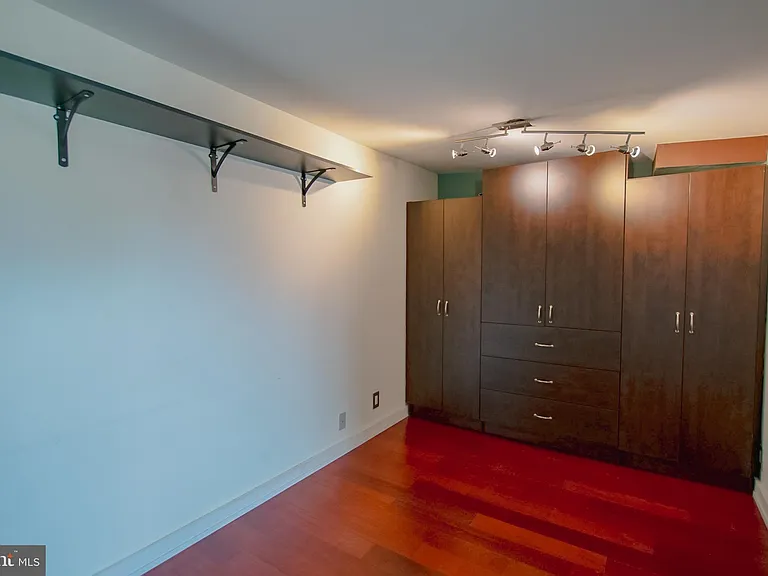 2619 South St #3 — Photo 7