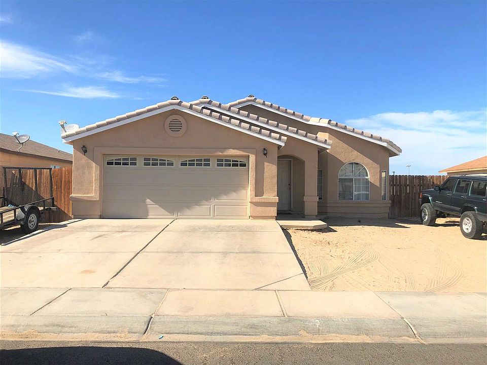 1st image of 1830 E San Pedro St