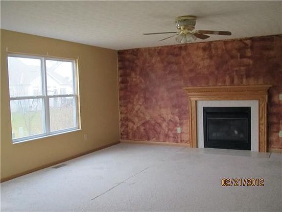 3rd image of 2251 Coldharbor Ct