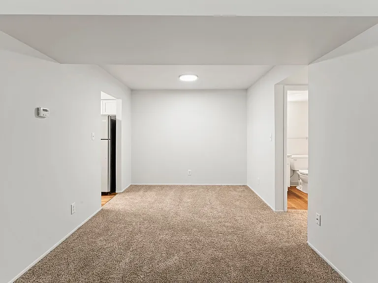 Apple Creek 2BR 2Ba