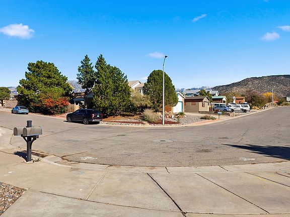 4th image of 4919 Calle De Carino NE