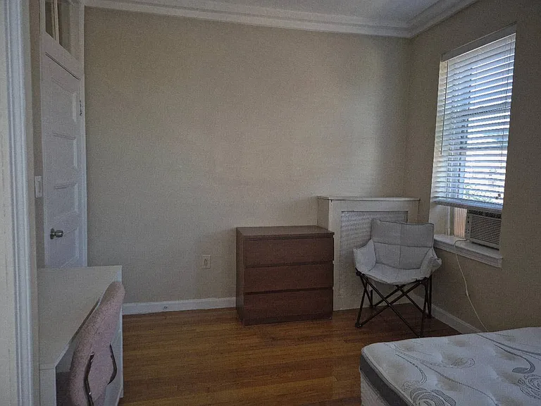 1254 Commonwealth Ave — Photo 5