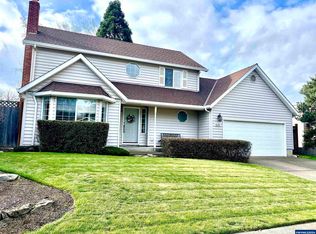 1335 SW Fleishauer Ln, McMinnville, OR 97128