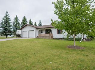 2106 14th Ave NW, East Grand Forks, MN 56721