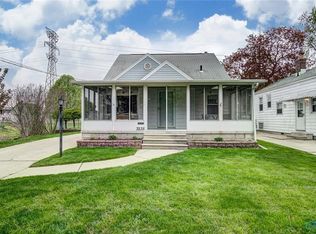 3235 Sherbrooke Rd, Toledo, OH 43606