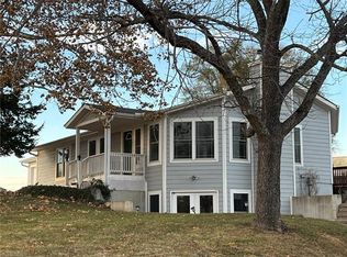 23966 4h Rd, Mc Louth, KS 66054