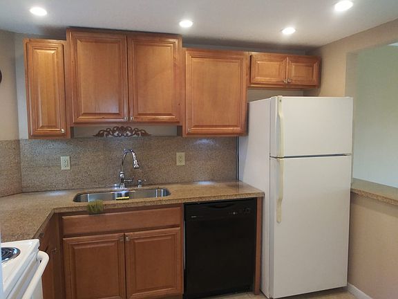 3rd image of 8900 Washington Blvd APT 110