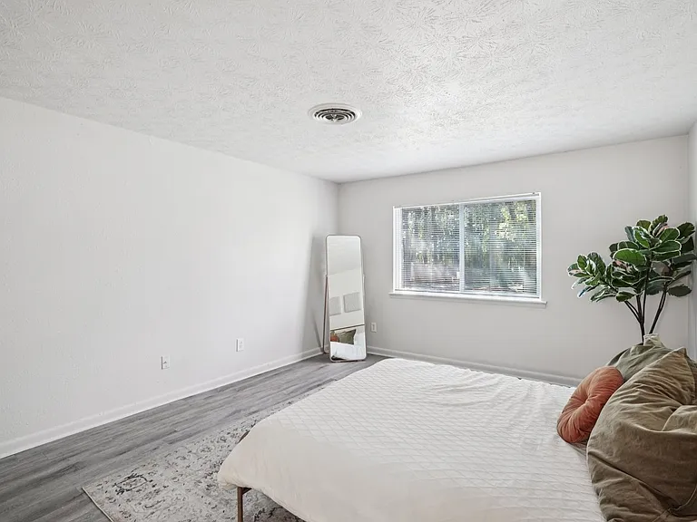 Dwell @ 750 — Photo 21