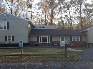 2543 S Shore Dr, Williamstown, NJ 08094