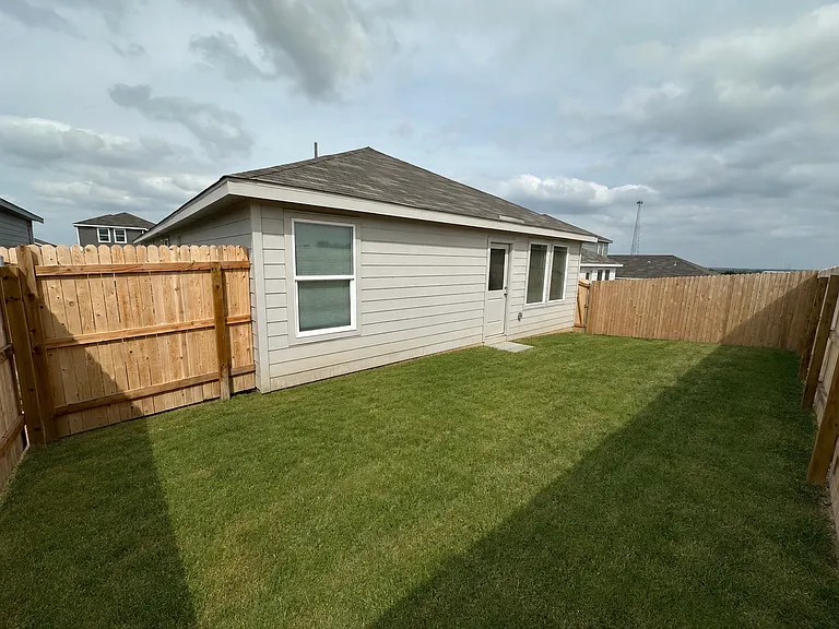 3518 Hilts Trails #3518 — Photo 2