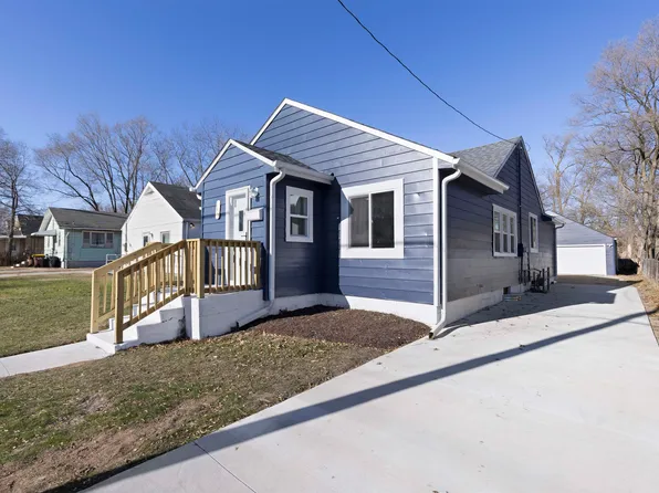 1118 Brooke Rd, Rockford, IL 61109