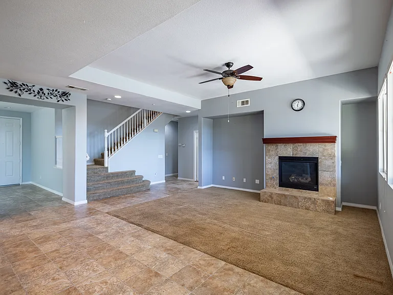 9380 Dauchy Ave — Photo 8