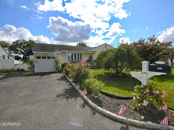105 Midstreams Place, Brick, NJ 08724