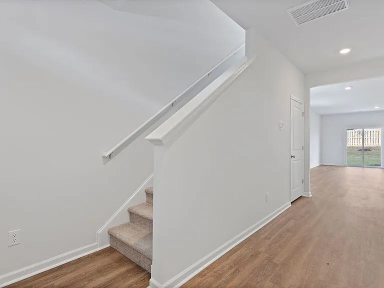 105 Mesa Ln — Photo 15