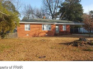 5112 Utile Rd, Fayetteville, NC 28304
