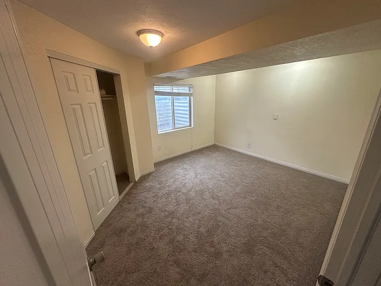 662 N 550 E — Photo 7