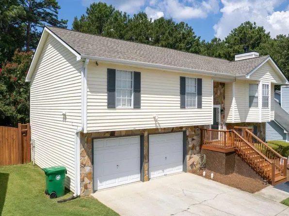 1046 Redan Trce, Stone Mountain, GA 30088