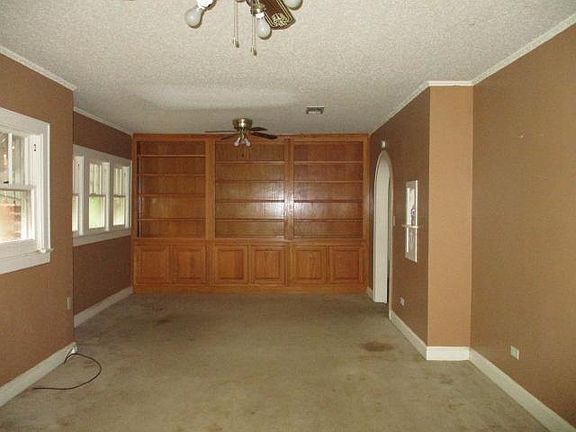 living dining area