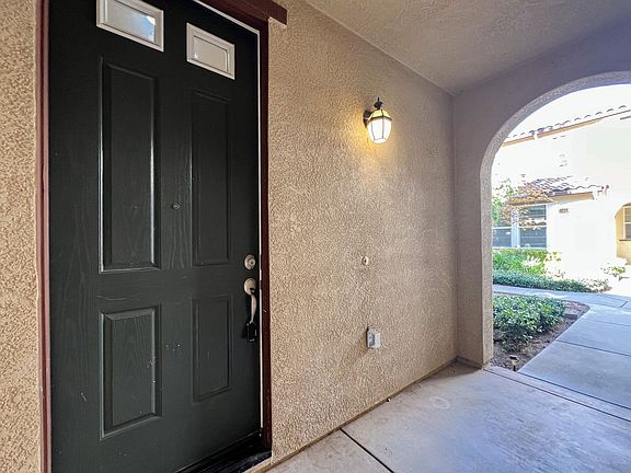 3rd image of 8344 Crystal Walk Cir