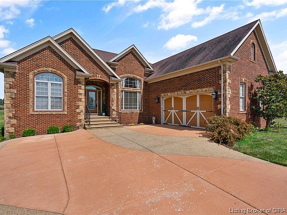 2nd image of 1803 Medinah Way