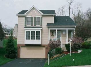 107 Oak Brook Cir, Pittsburgh, PA 15220