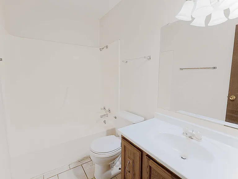 922 C St #3 — Photo 11