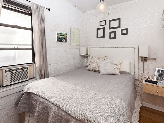 4th image of 433 W 54th St APT 17