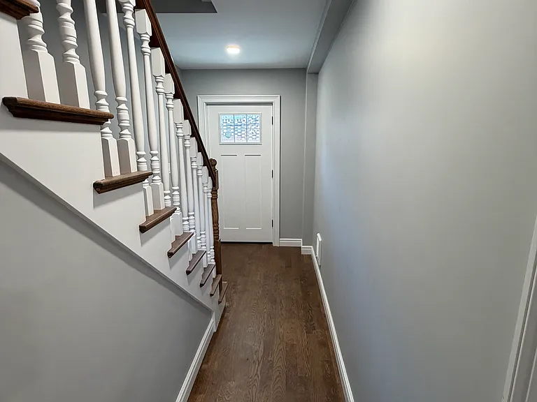 11 Burrill Pl #1 — Photo 2