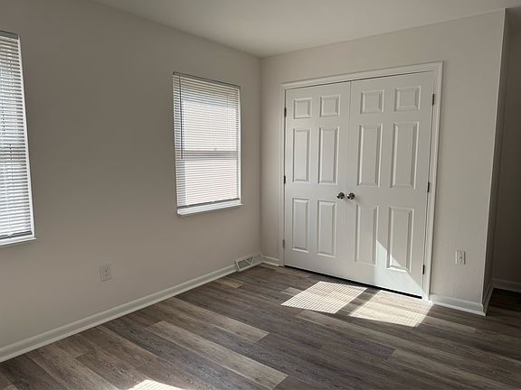 5th image of 613 2nd St APT 12