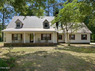 934 Falcon Circle, Greenville, NC 27834