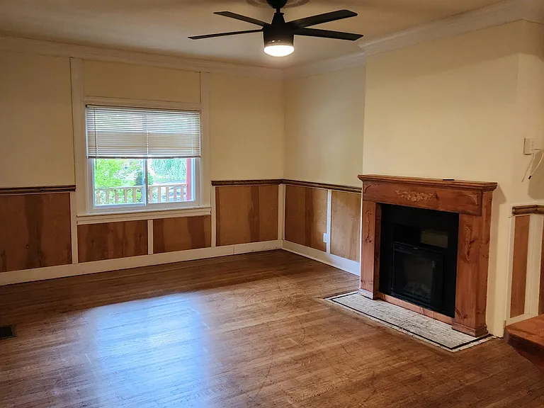 5516 Baywood St #1 — Photo 3