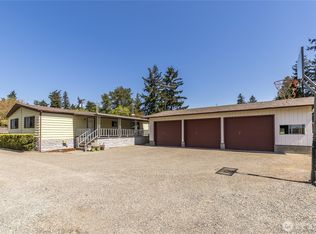 9219 S 200th St, Kent, WA