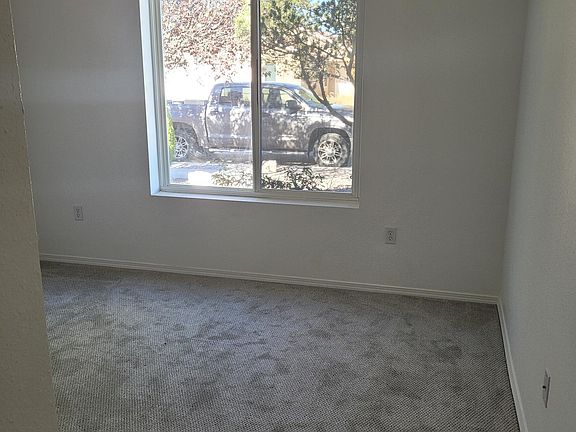 4th image of 11112 Deer Lodge Pl SE